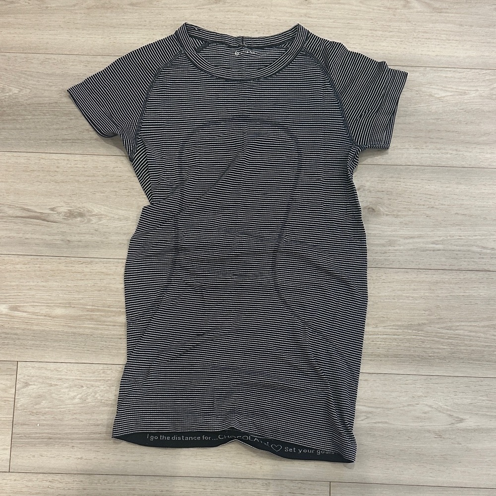 lululemon Swiftly Tech  Black and White Striped Short Sleeve Tee - Picture 2 of 3